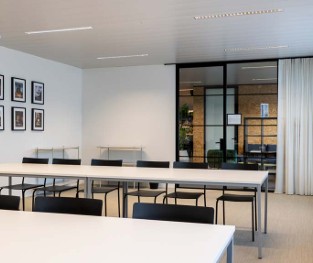 Opstelling in Meet the Legends bij Kortrijk Business Park